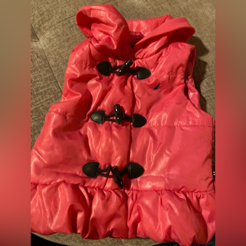 2t girls vest . Nautica . Pink in color  . Soft slick material
